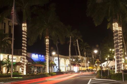 766 Central Ave, Naples FL  34102-6000 exterior