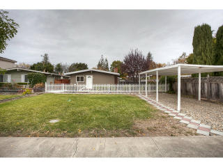 18601 Starrett Ct, Cupertino, CA 95014-3863