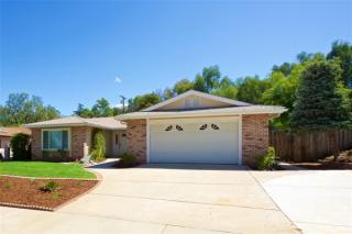 1446 Alpine Grove Ln, Alpine, CA 91901-2128
