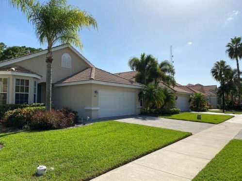 780 Munjack Cir, Fort Pierce, FL 34986-3455