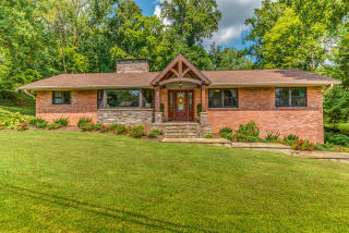 5605 Marilyn Dr, Knoxville, TN 37914-5147