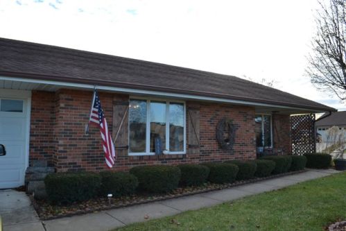 1905 Wilshire Dr, Piqua, OH 45356-4472