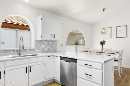 950 Redondo Dr, Gilbert AZ 85233-7539 exterior