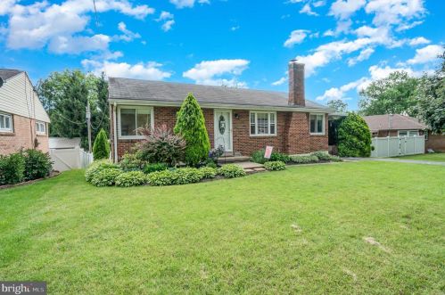 2935 Morningside Dr, Camp Hill, PA 17011-5817
