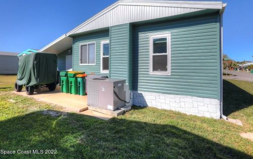 423 Puffin Dr, Sebastian FL  32976-7478 exterior