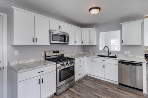 110 Chippewa Dr, Edgerton WI  53534-9327 exterior