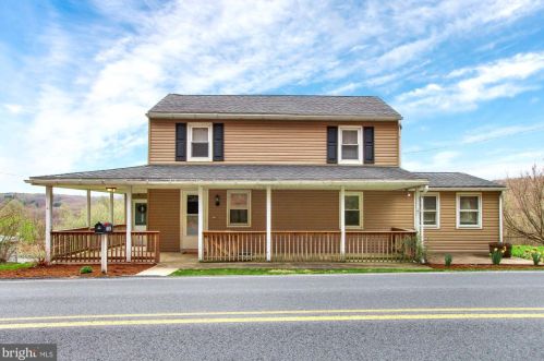 3243 Galen Hall Rd, Swartzville, PA 17569-9097