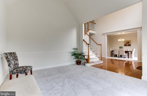 5594 Tucson Ct, Haymarket VA  20169-3145 exterior