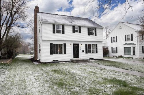 319 Winnebago Ave, Menasha, WI 54952-3436