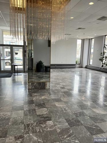 3817 Ventnor Ave, Atlantic City NJ  08401-5923 exterior