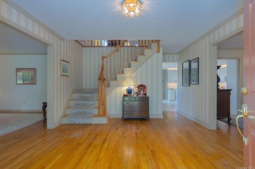 21 Crystal Farm Rd, Warwick NY  10990-2864 exterior