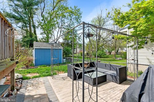 467 Hemlock Ter, West Deptford NJ  08096-2813 exterior