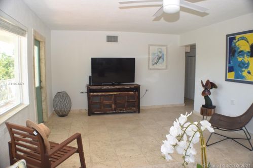 15 Poisonwood Rd, Key Largo FL  33037-4023 exterior