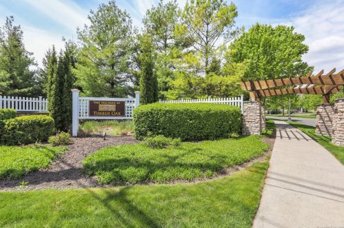 20 Caldwell Ter, Danbury CT  06810-5193 exterior