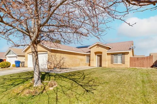 3319 Avenue, Lancaster, CA