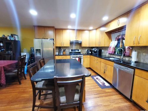 1575 Prospect Ave, Hempstead, NY 11554-2925