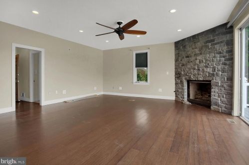 3655 Derry St, Harrisburg PA 17111-4354 exterior