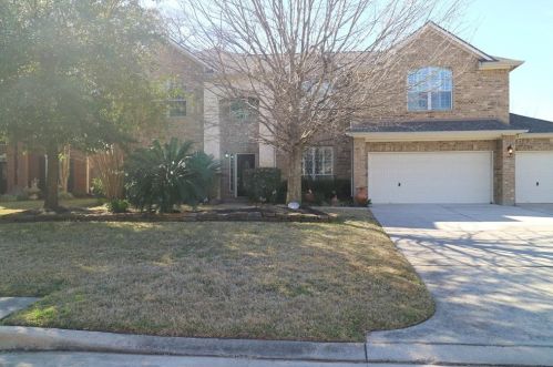 2 Tartan Ct, Conroe, TX 77301-4154
