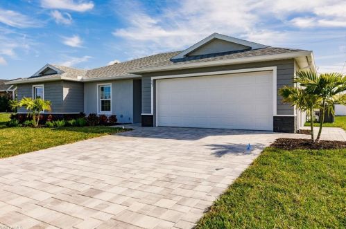 707 6th Ter, Cape Coral, FL 33909-0020