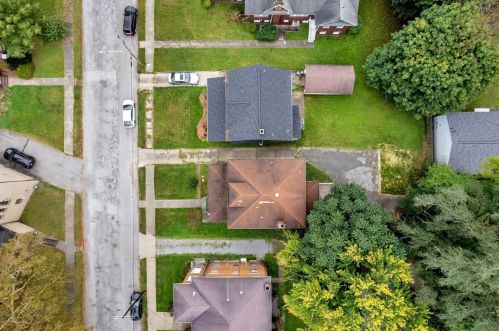 328 Moody Ave, New Castle PA  16105-2487 exterior