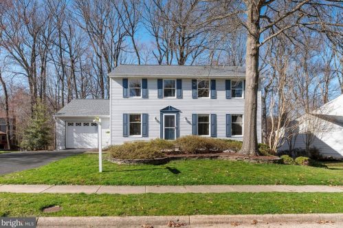 9512 Tinker Ct, Springfield, VA 22015-4155