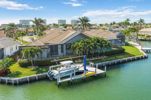839 Bluebonnet Ct, Marco Island, FL 34145-3415