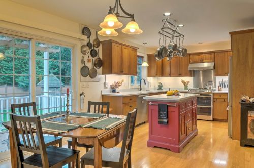 46 Queens Rd, Keene NH  03431-2132 exterior