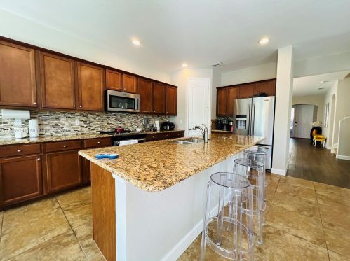 3864 Aspen Leaf Dr, Boynton Beach FL  33436-1700 exterior