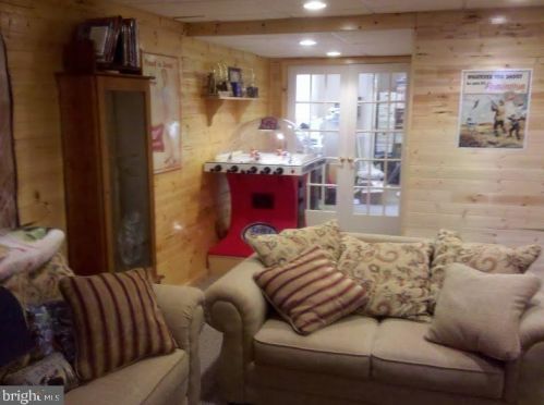 1139 Wilson Ave, Glen Mills PA  19342-9610 exterior