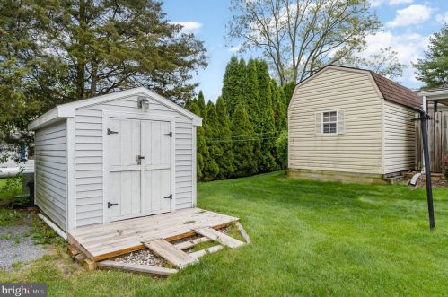 1 Oak Ave, Siddonsburg PA  17019-8511 exterior