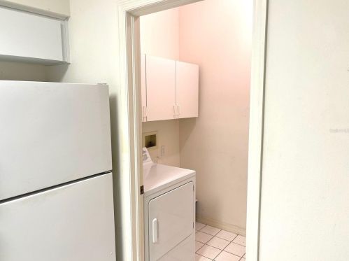 3516 Tealwood Cir, Palm Harbor FL  34685-3145 exterior