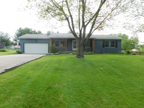 255 Hillgail Rd, Pataskala, OH 43062-8536