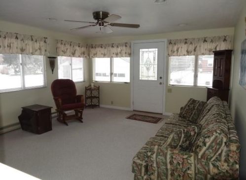 966 Ella St, Bridgeville PA 15017-2542 exterior