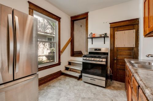 1663 Carroll Ave, Saint Paul MN  55104-5220 exterior