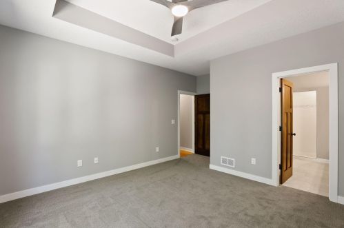 115 Greenwood St, Saint Paul MN 55115-2247 exterior