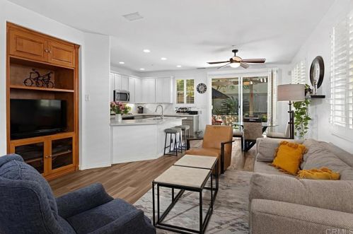 6392 Alexandri Cir, Carlsbad CA  92011-3600 exterior