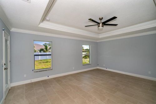 335 Saginaw Ave, Fort Pierce FL 34953-5993 exterior