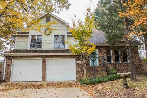 2205 Oak Hollow Cv, Jonesboro, AR 72401-6062