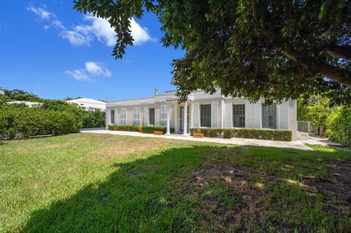 239 Wells Rd, Palm Beach, FL 33480-3624