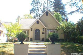 1701 38 St, Sacramento CA  95816-6715 exterior
