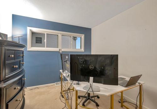 561 Vernon Heights Blvd, Marion OH  43302-5343 exterior