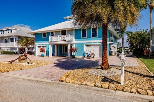 18339 Deep Passage Ln, Fort Myers Beach, FL 33931-2312