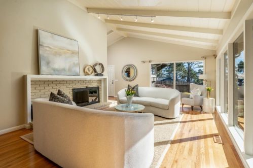 4117 Sunridge Rd, Pebble Beach CA  93953-3025 exterior