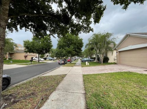 9019 Flat Rock Ln, Orlando, FL 32832-7082