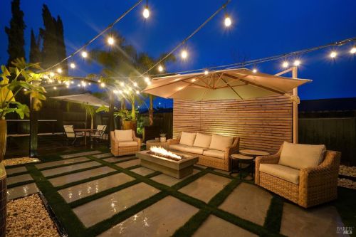 403 Temple Dr, Vacaville CA  95687-5146 exterior