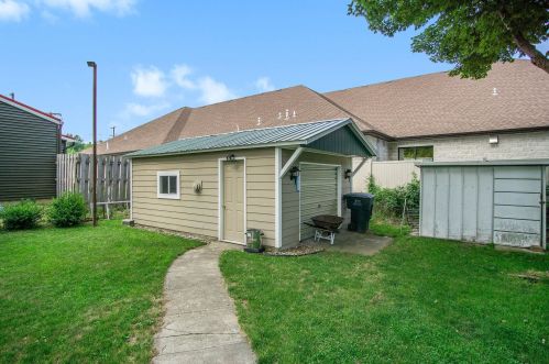 54771 Fir Rd, Mishawaka IN  46545-1713 exterior