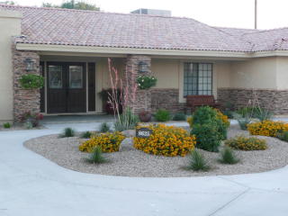 8625 Northern Ave, Glendale, AZ 85305-1380