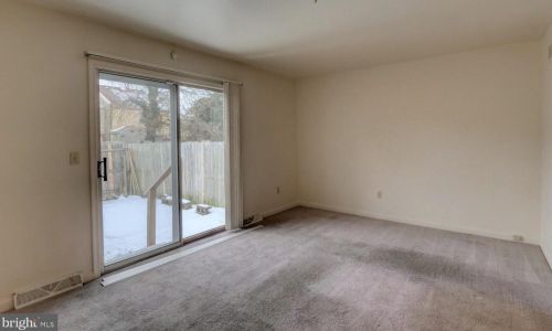 119 Holmes St, Dover DE 19901-8405 exterior