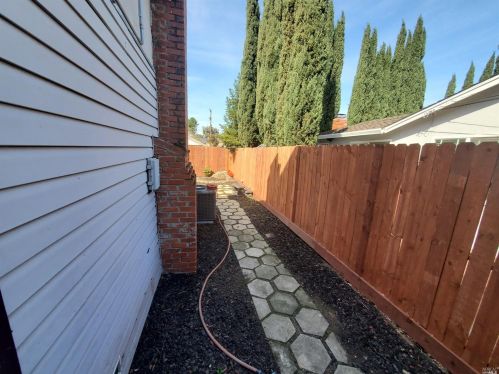 3508 Halifax Way, Concord CA 94520-1540 exterior