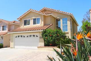 2091 Oakcreek Ct, Vista, CA 92081-8728